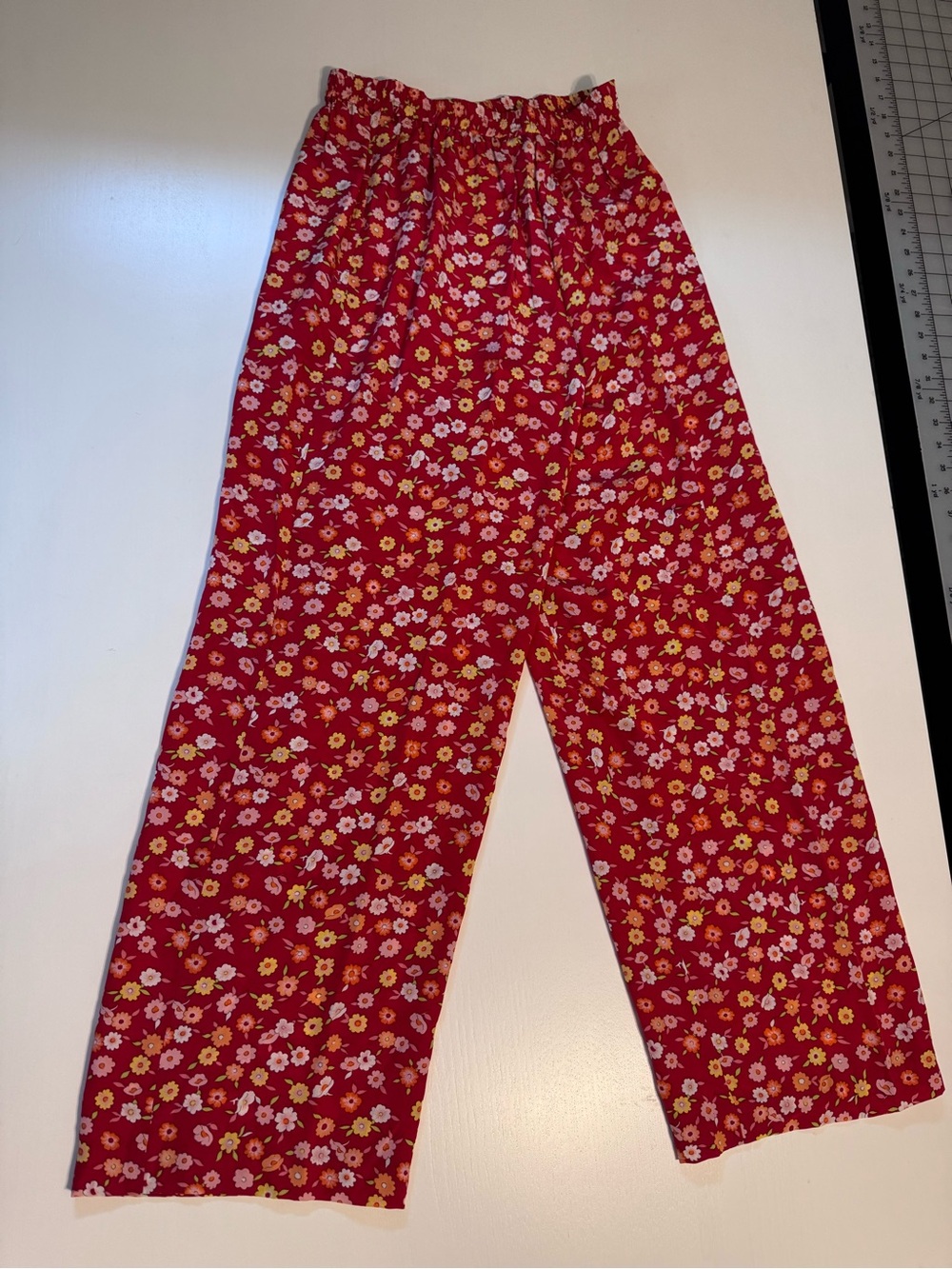 Vintage DVF silk floral palazzo pants with elastic waist